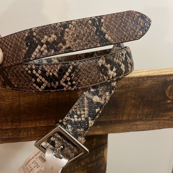a New Day Women's Skinny Exotic Snake Belt Size OS - Picture 2 of 6